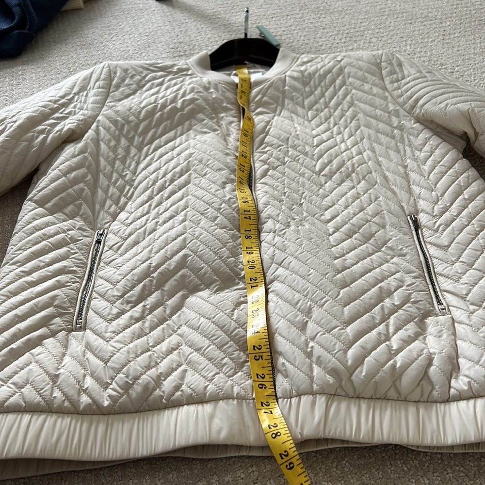 Spring-summer  light jacket. - Picture 7 of 10